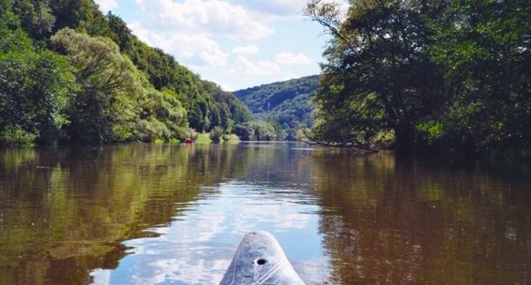 Kanufahren am Fluss - Altmühltal